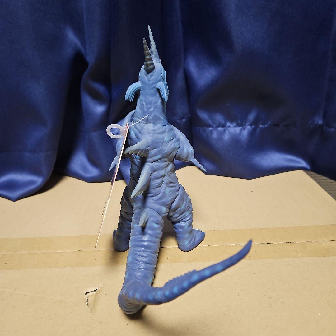 ウルトラ大怪獣シリーズ5000 ムルチ - メルカリ