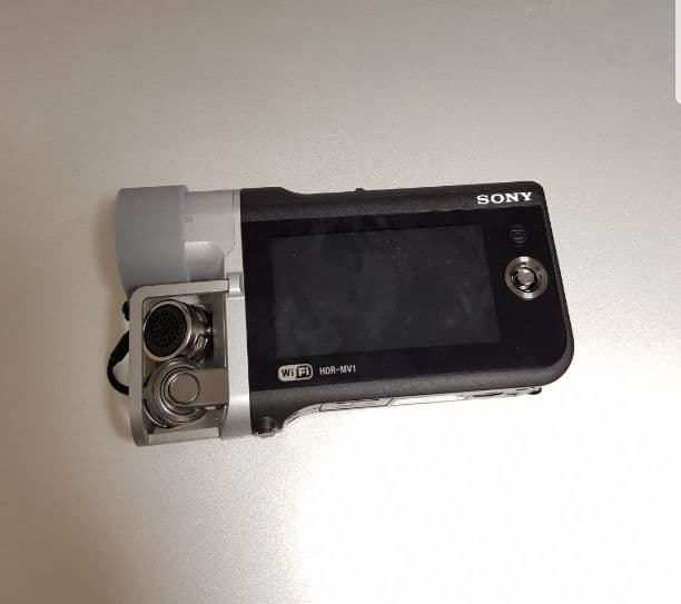 デジタルHDビデオカメラレコーダー

HDR-MV1