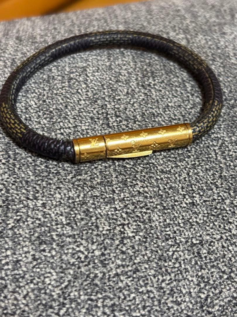 ルイ・ヴィトン 編み込みブレスレット 黒金