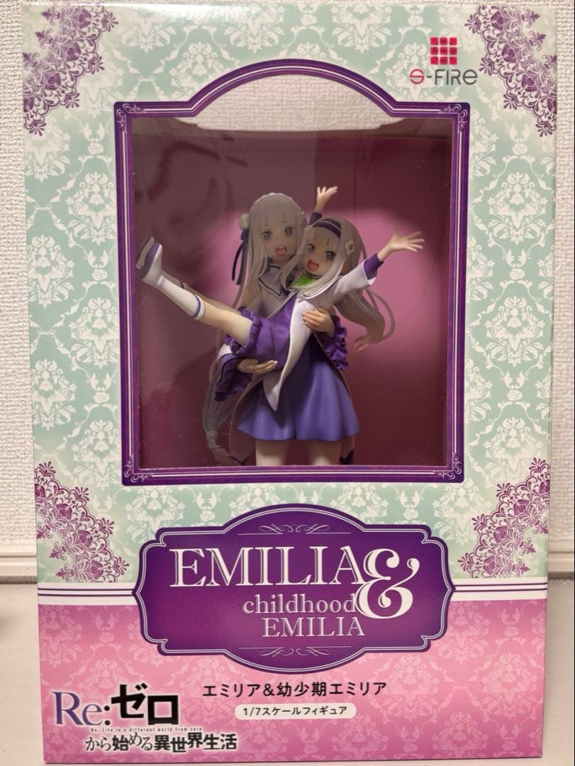 エミリア&幼少期エミリア フィギュア