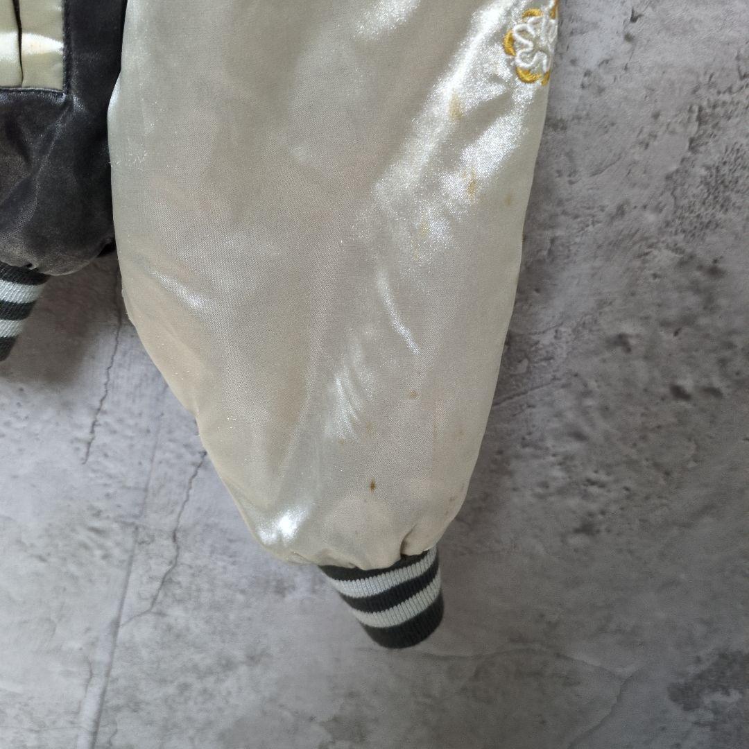 ビンテージYOKOSUKA 刺繍スカジャン フリーサイズ スリーブ刺繍 背刺繍