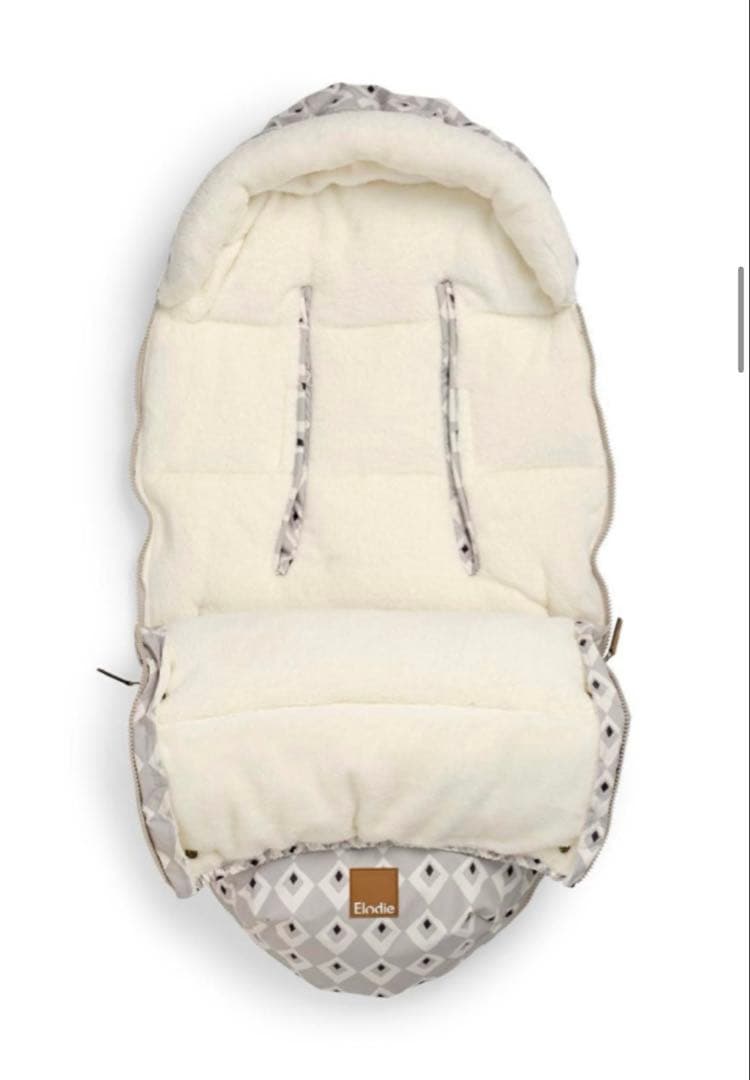 Elodie エロディ　フットマフ