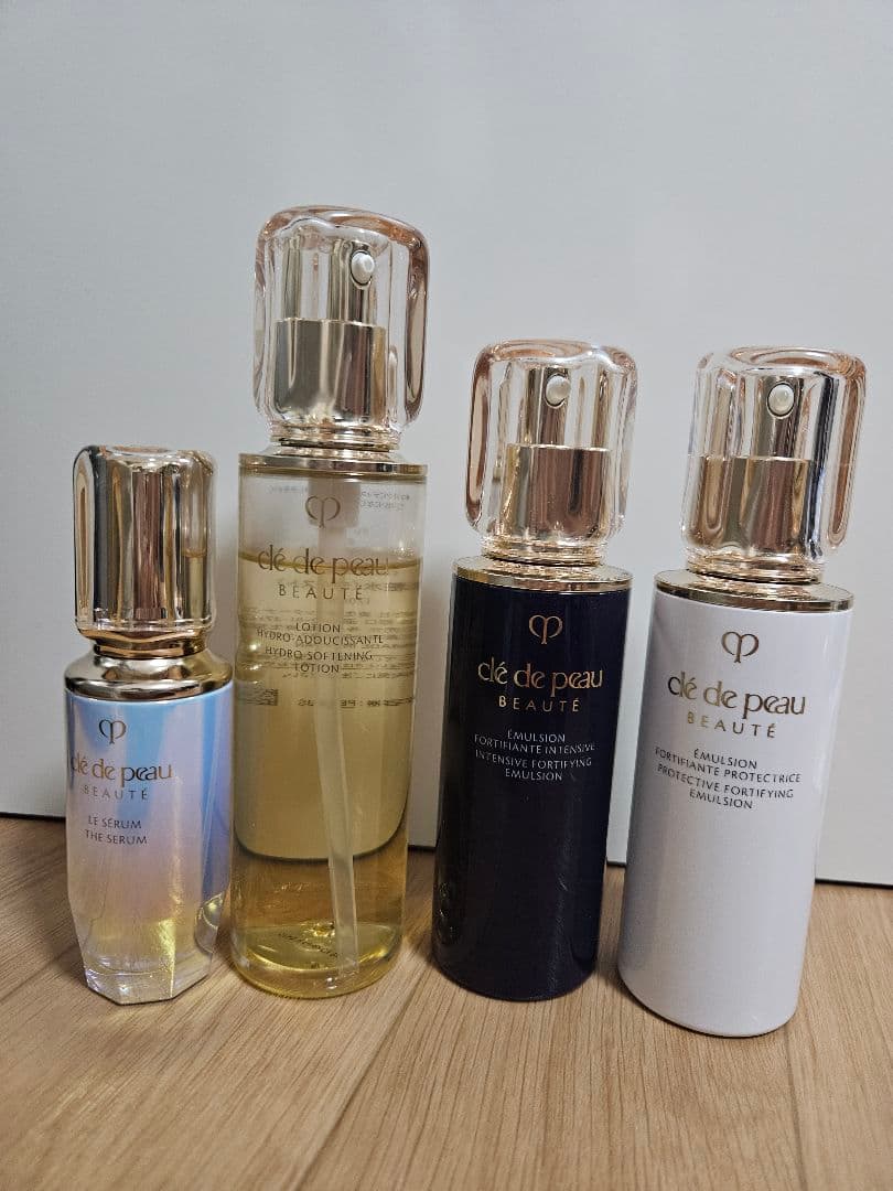 clé de peau BEAUTÉ 美容液等 4点セット