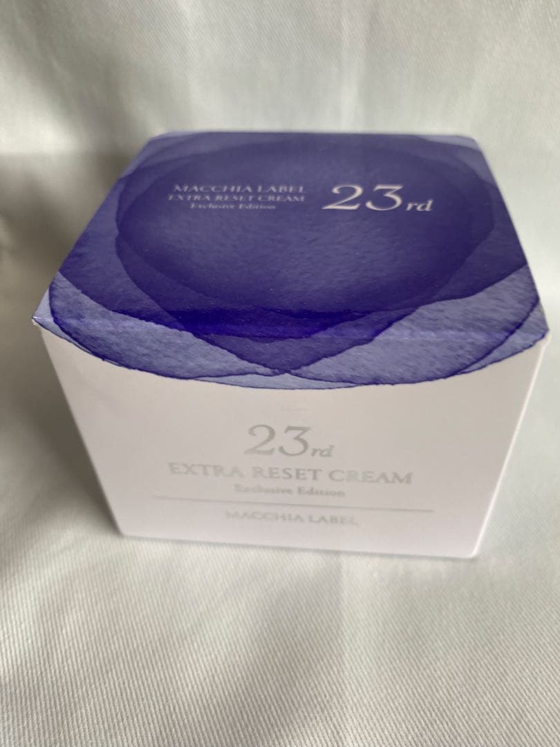 マキアレイベル エクストラリセットクリーム23
