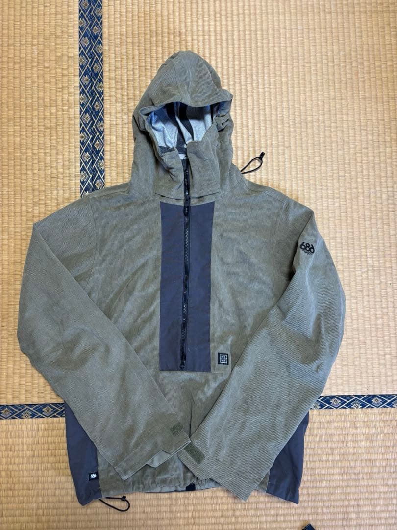 686 スノーボード ウエア Ghost 2.5L Anorak Mサイズ