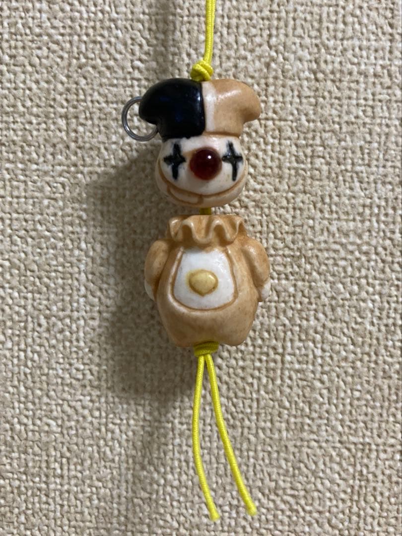 天然素材　ピエロ彫刻　根付　提げ物