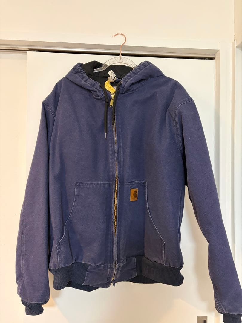 Carhartt ネイビー フード付きジャケット