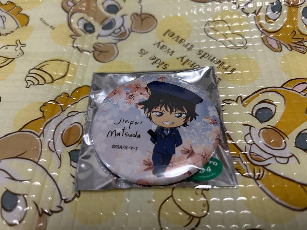 名探偵コナン 警察学校組 松田陣平 SAKURA卒業ver. 缶バッジ - メルカリ