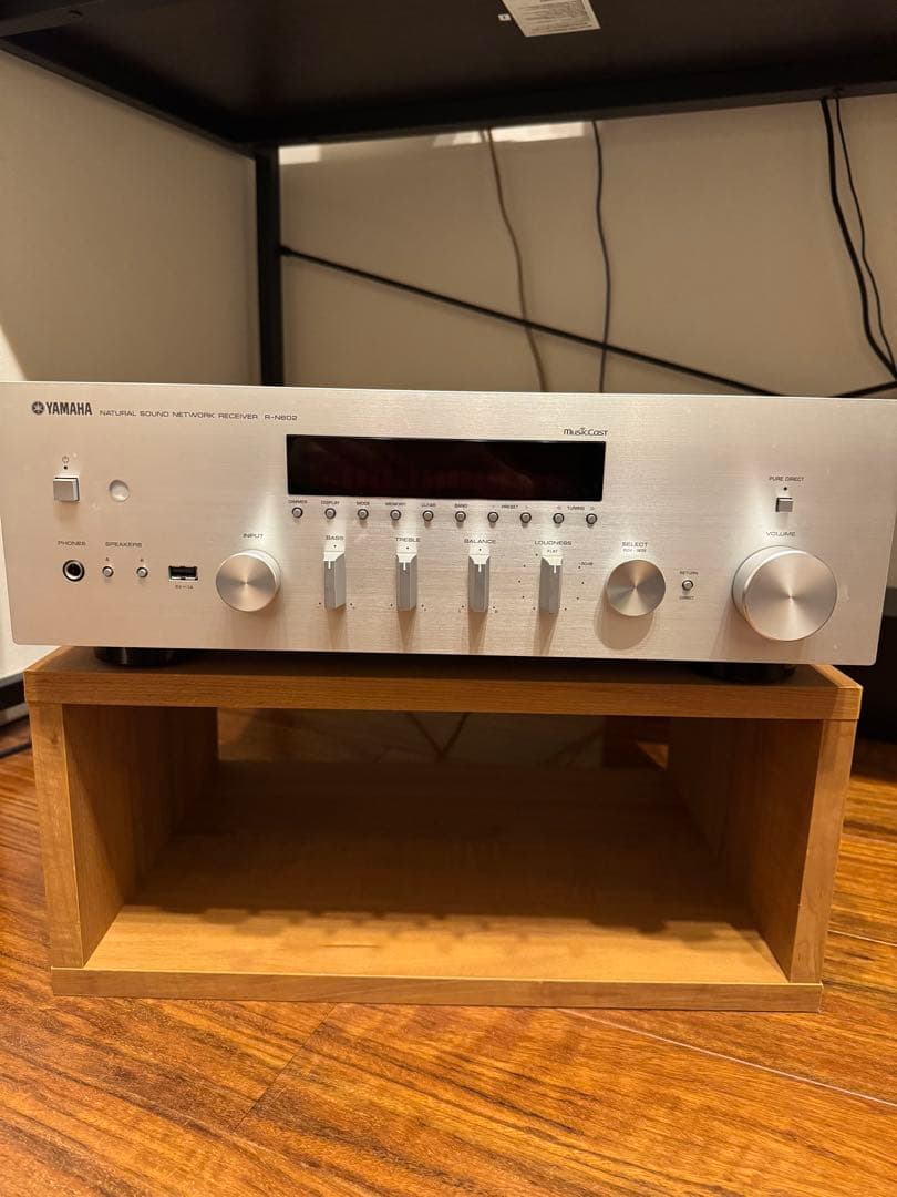 YAMAHA R-N602 ネットワークレシーバー mno ネットワーク機能、D/Aコンバーター、ワイドFM/AMチューナーを搭載し