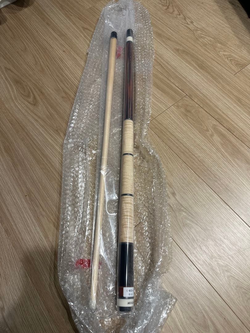 アダム　ビリヤードキュー　MUGEN MGN-02 VI Solid8装備