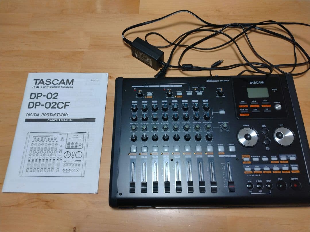 TASCAM DP-02CF マルチトラックレコーダー
