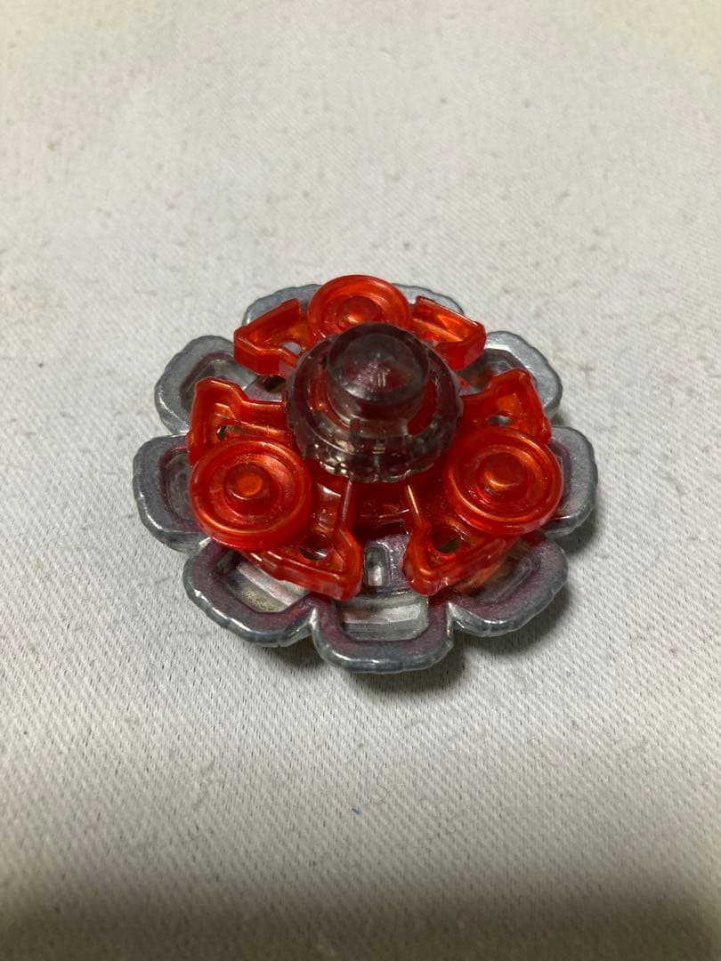 希少】メタルファイトベイブレード ディバインクラウンTR145D - メルカリ