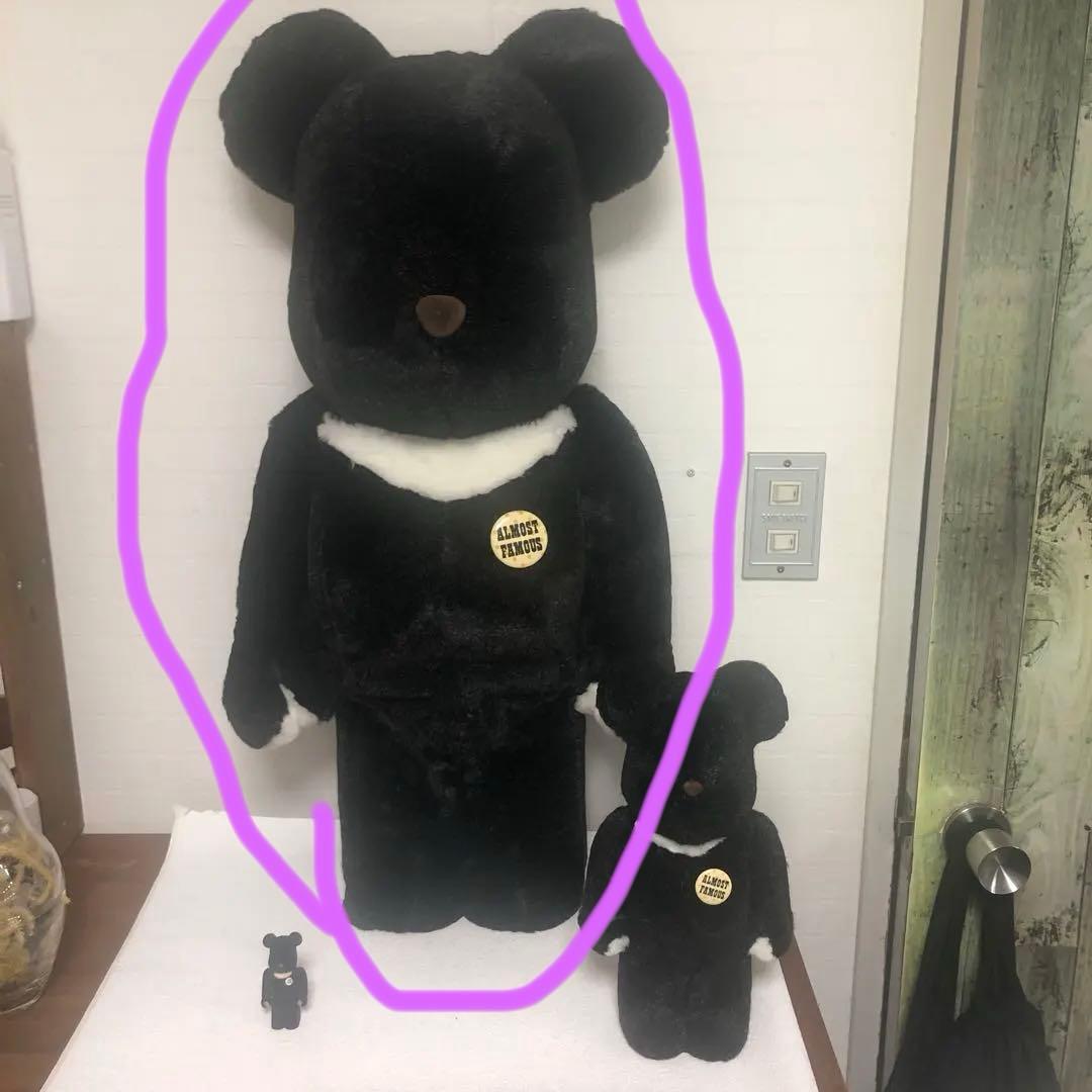 ベアブリック1000%だけ出品。藤原WORLD WIDE TOUR