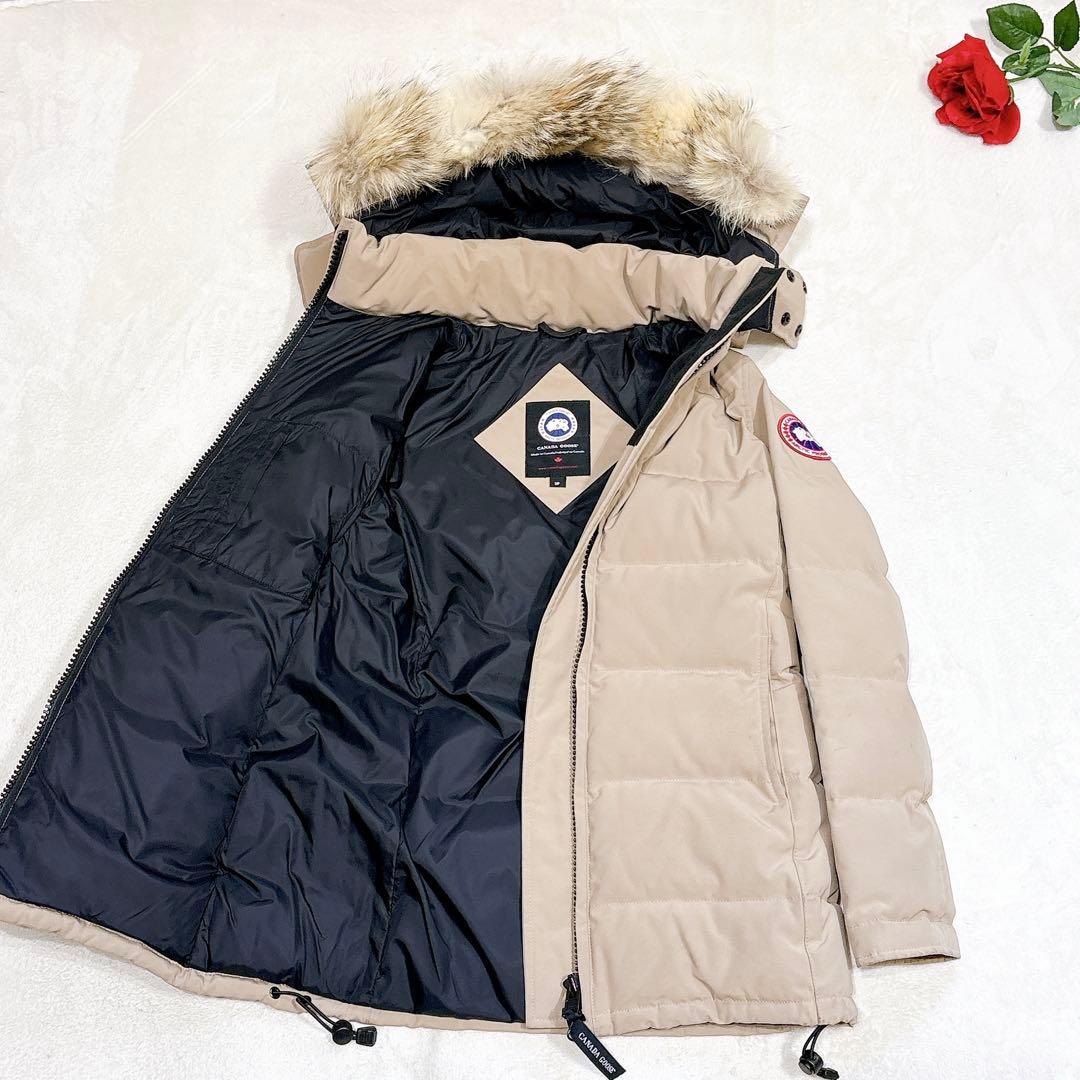 ほぼ未使用✨　カナダグース　ダウンジャケット　ベルビル　ベージュ　S ほぼ未使用✨ カナダグース ダウンジャケット ベルビル ベージュ S