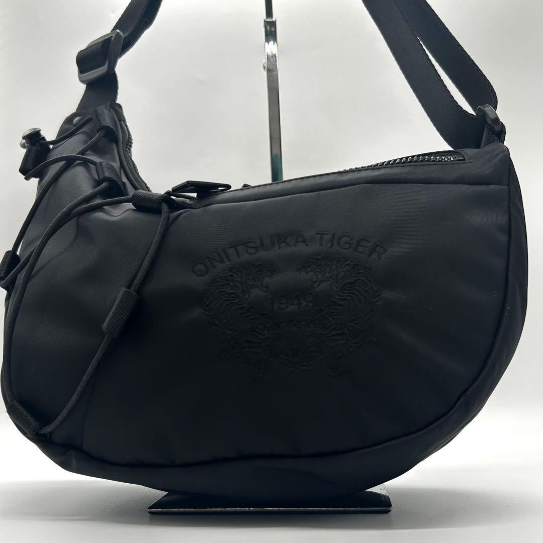 【美品✨】オニツカタイガー メッセンジャーバッグ 虎 刺繍 ロゴ 黒