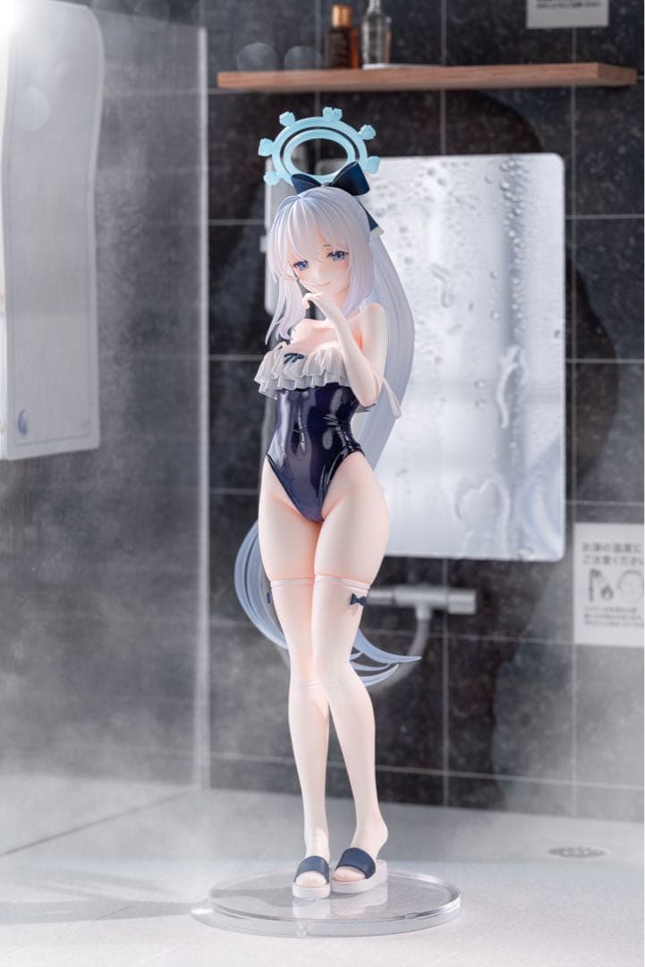 未塗装未組立 ブルーアーカイブ　月雪ミヤコ　水着