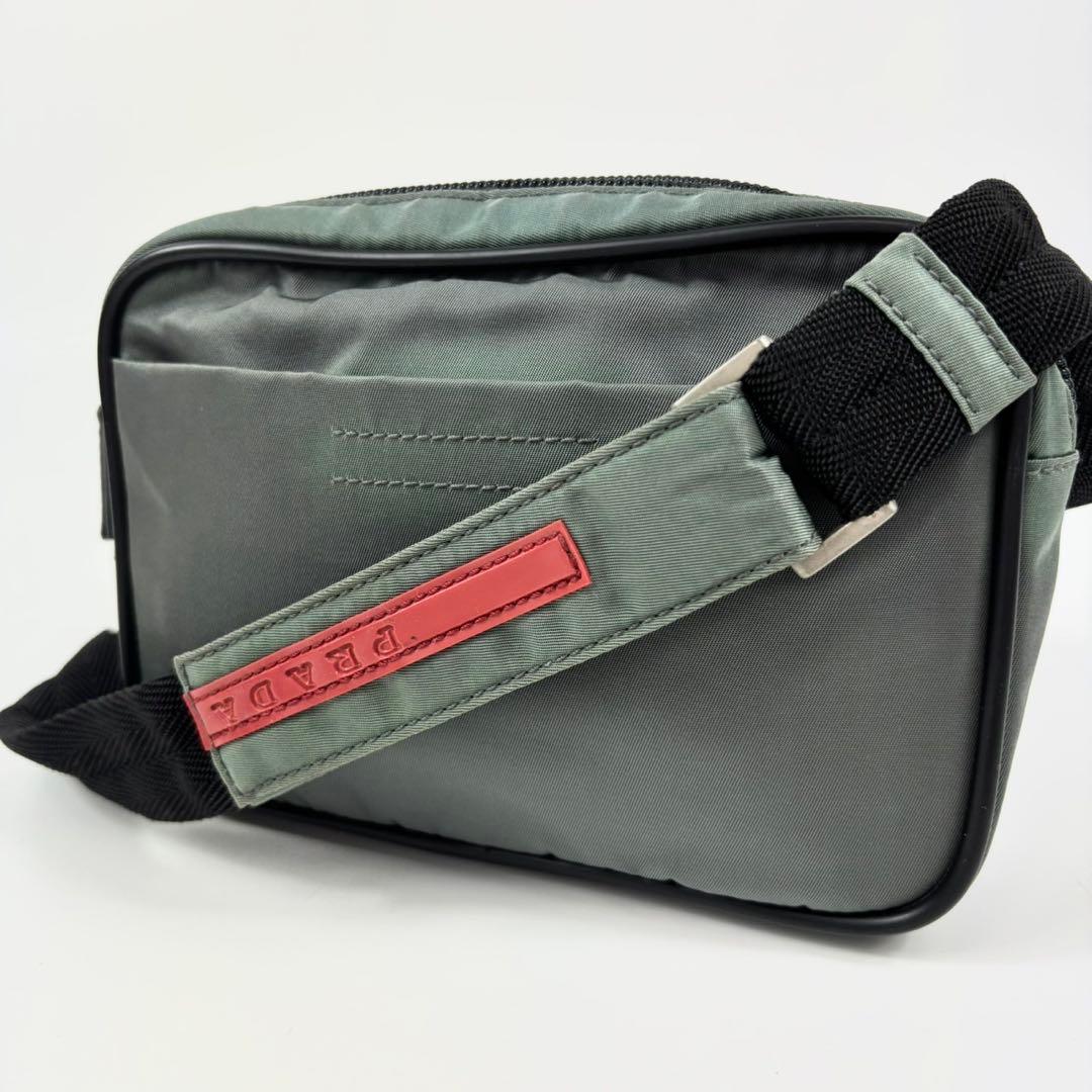 希少✨PRADA ウエストポーチ　ボディーバッグ カーキ　ナイロン