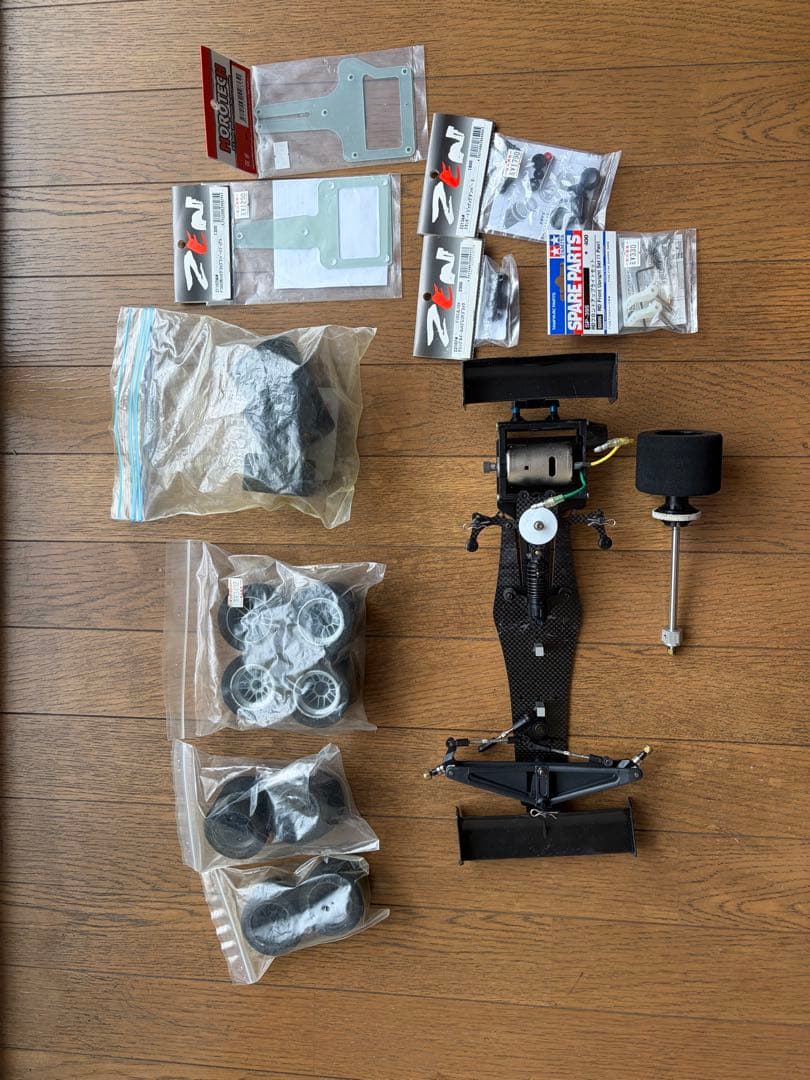 タミヤ f103 シャーシなど変更 021 TAMIYA F103 | Road To Hobby Champion