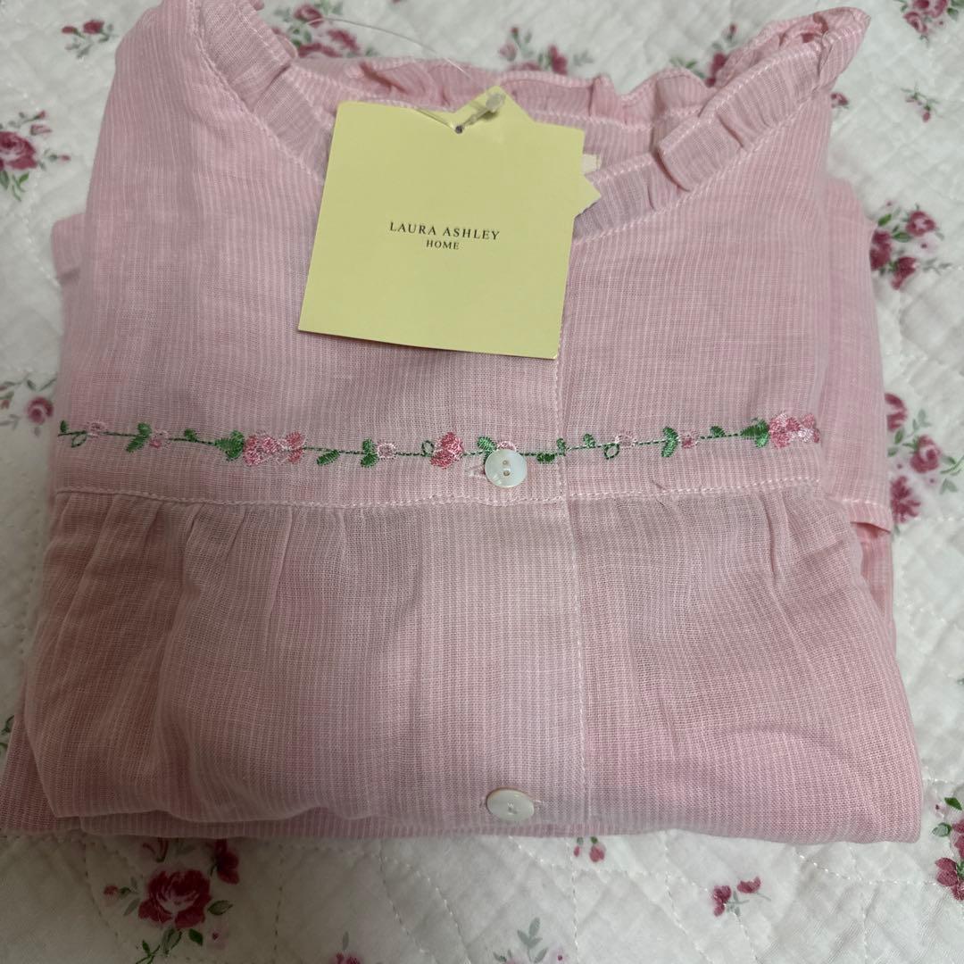 ♥︎LAURA ASHLEY ♡ガーゼパジャマ♡新品タグ付き♡オールシーズン 楽天市場】ローラアシュレイ パジャマの通販