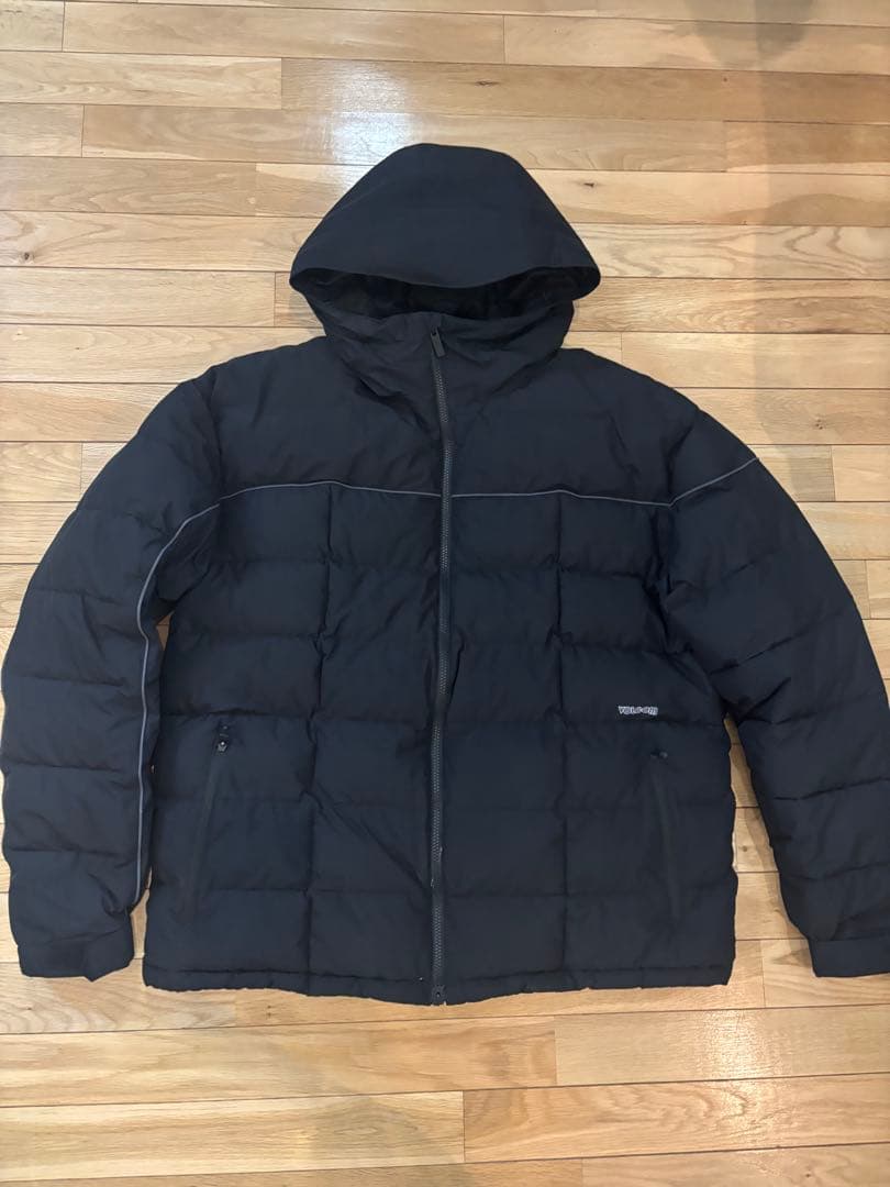 VOLCOM フード付きダウンジャケット XL