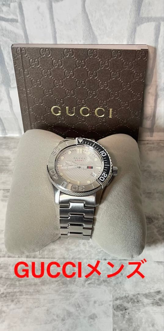 GUCCI メンズ　腕時計　モデル番号（126.2）