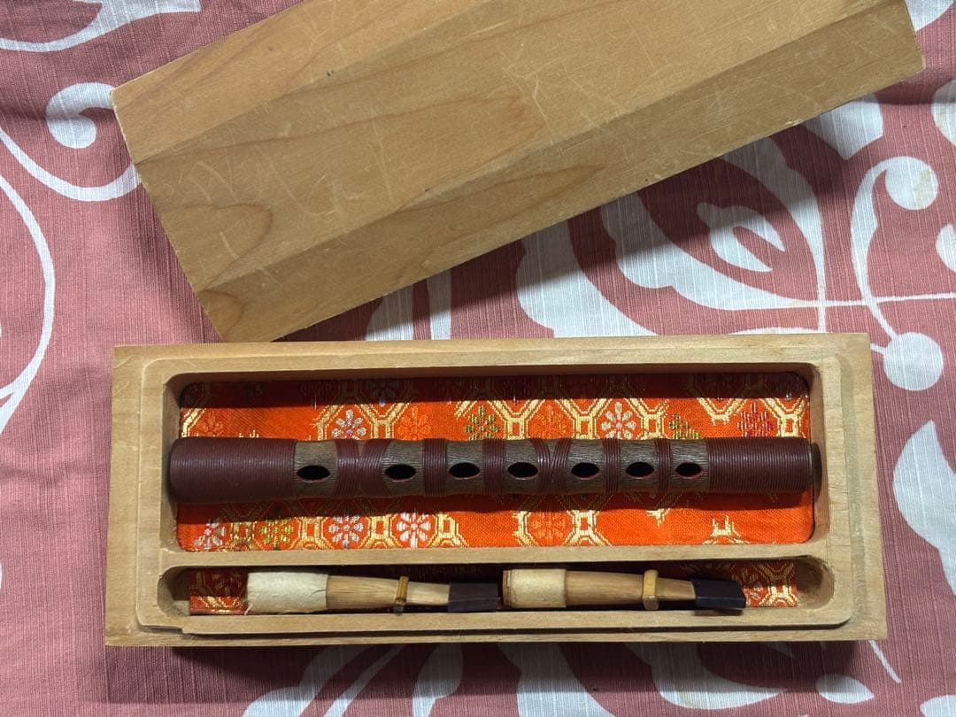 篳篥　樹脂菅　木製専用ケース　盧舌２本　図紙付き