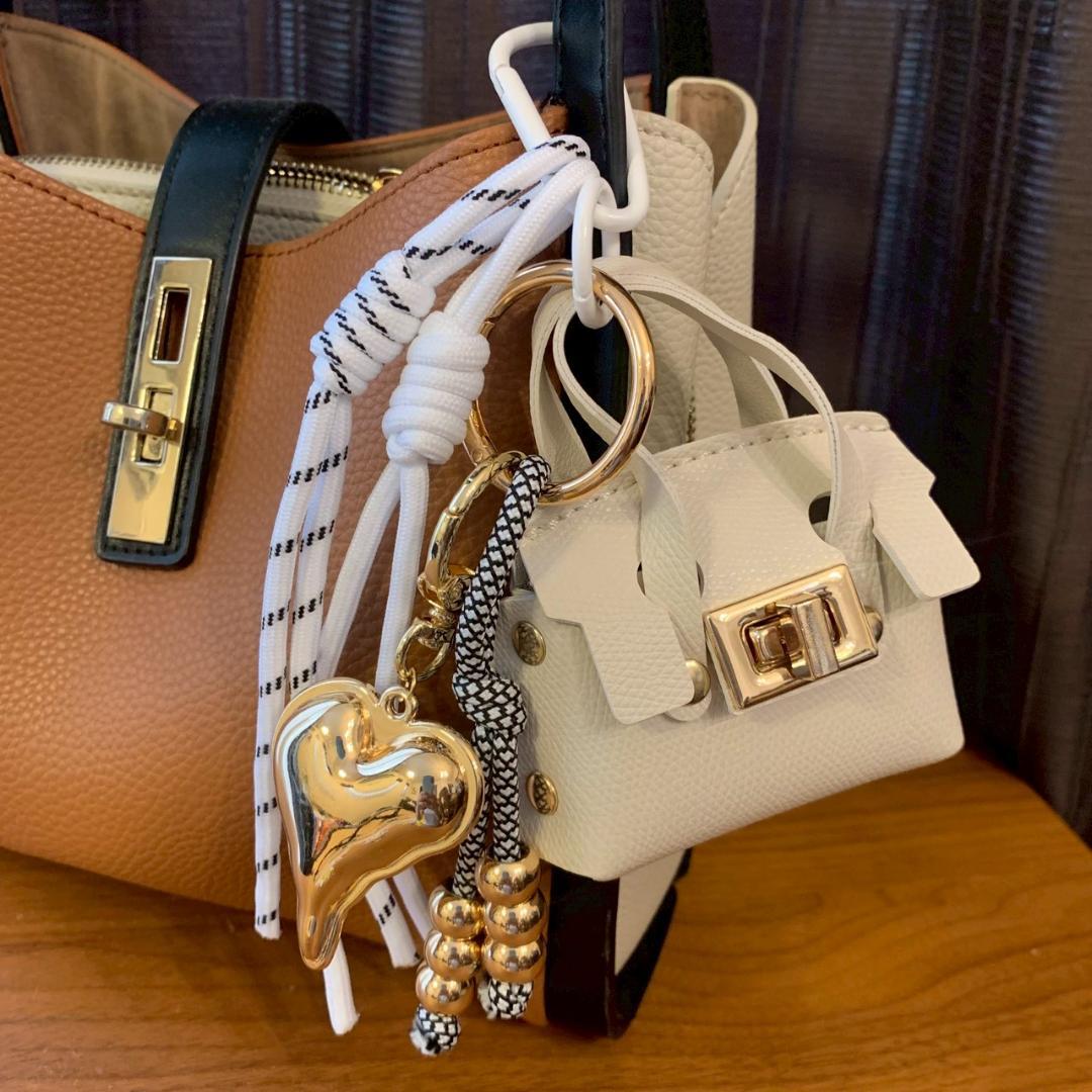 最終値下げ【まとめ売り】ご当地キティ根付け70個+他10個-最大80％OFF