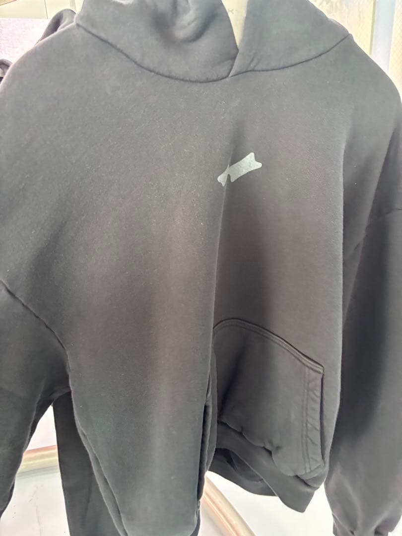 S】 SKYLRK スカイラーク Tokyo pop up 限定 フーディー - メルカリ