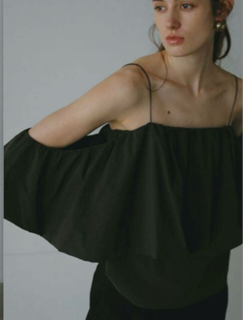 【新品未使用】⭐︎正規品⭐︎ETRE ナローストラップバルーンキャミ