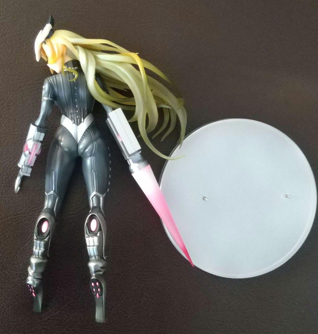 ウルトラ怪獣擬人化計画 マグマ星人 フィギュア - メルカリ