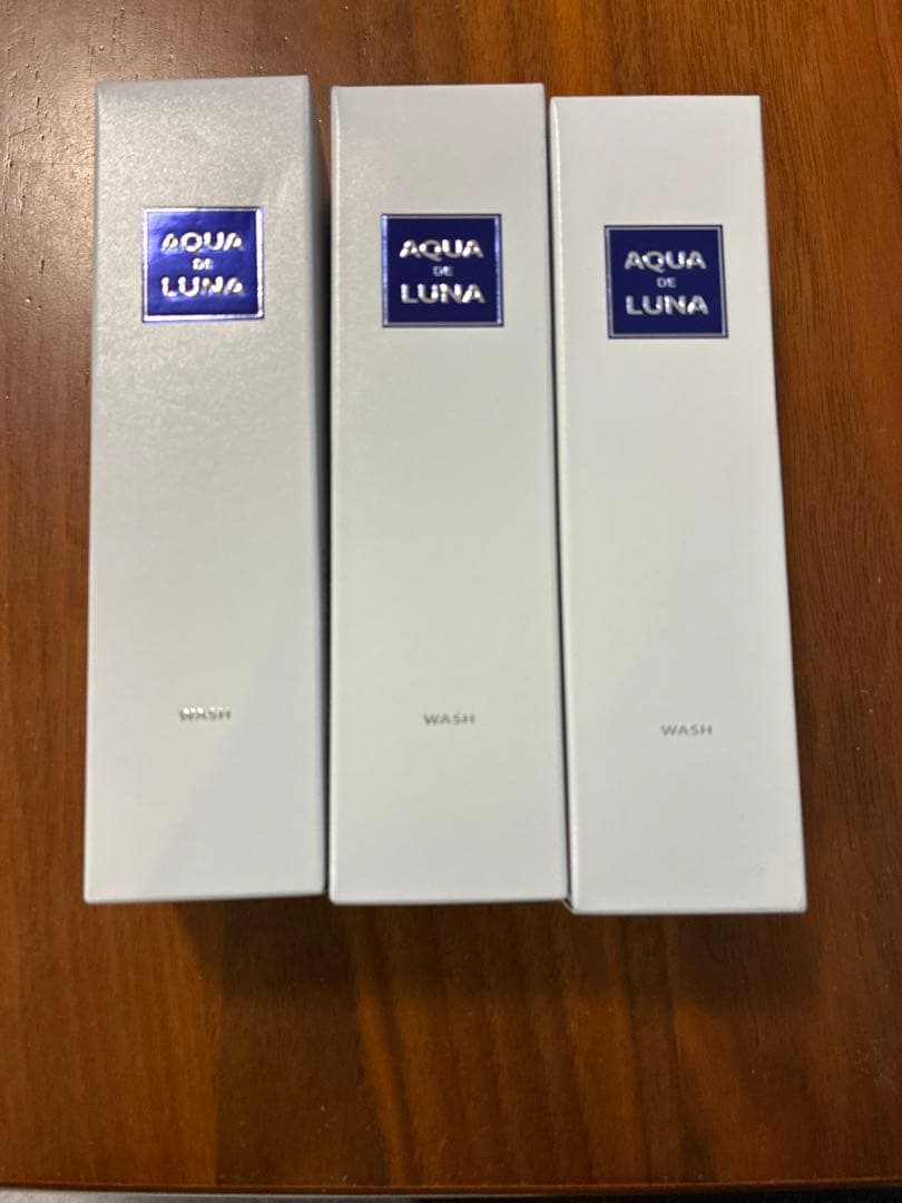 アクアドルナ　スキンウォッシュ（洗顔料）70g×3