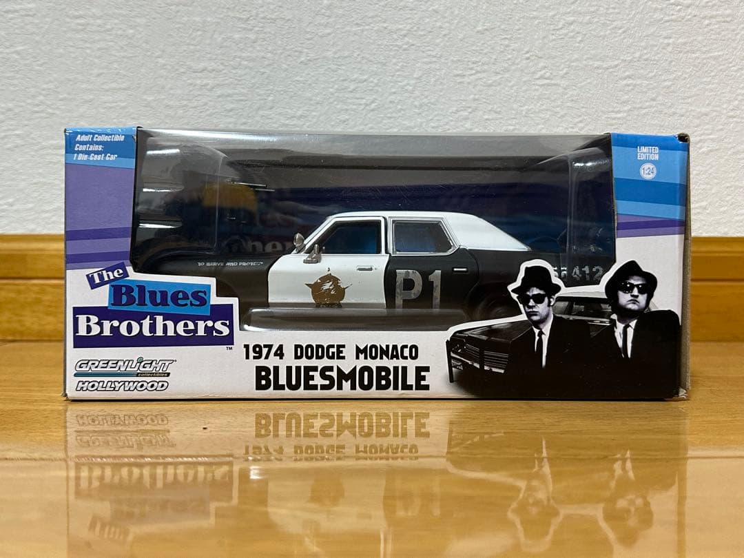 [新品未開封]1974 Dodge Monaco Bluesmobile 限定版 s-l400.jpg