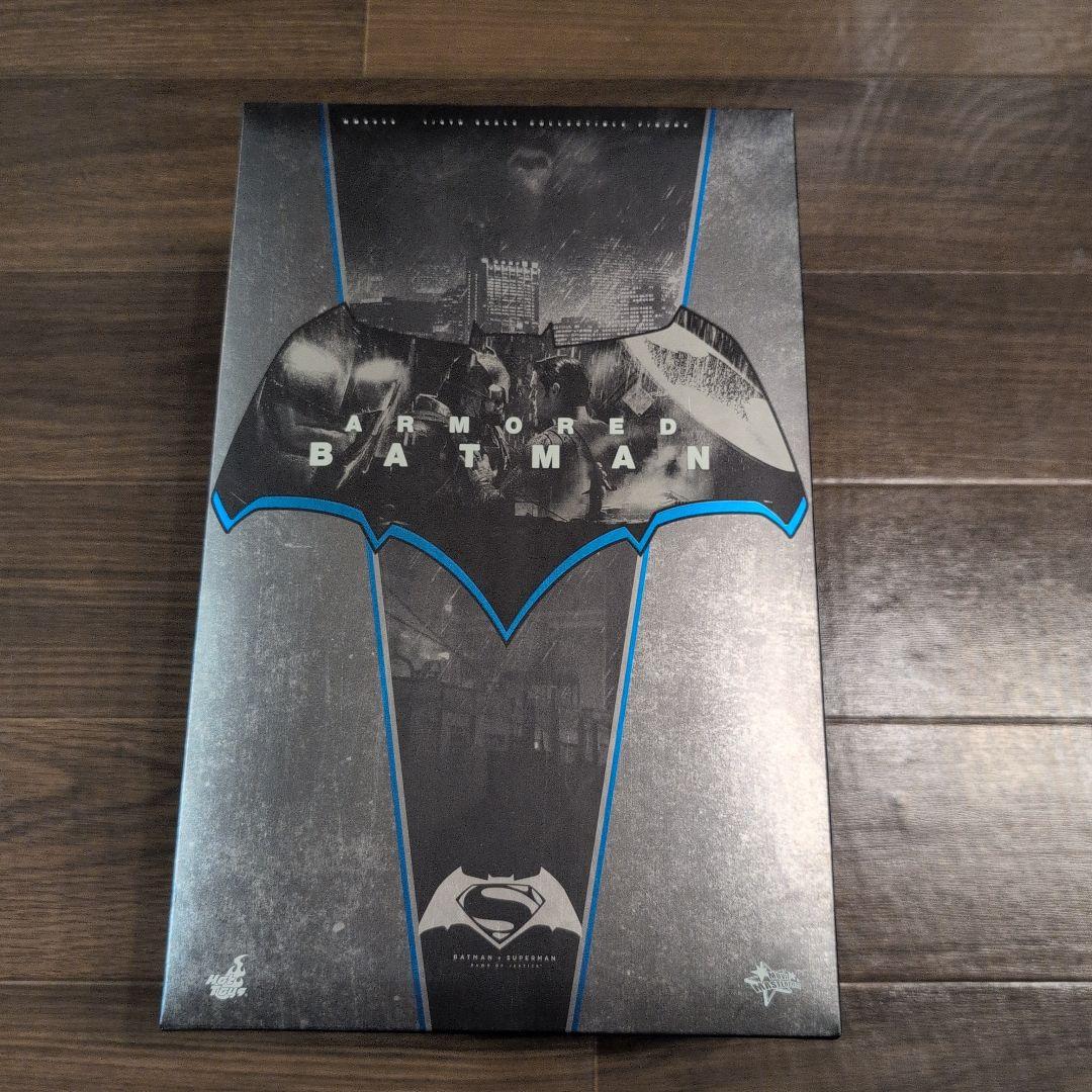 ホットトイズ アーマードバットマン ホットトイズ新作！『バットマン vs スーパーマン』のアーマード
