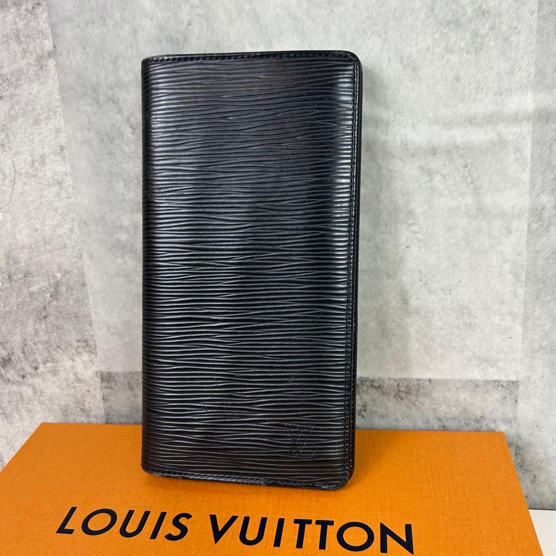 ルイヴィトン エピ ポルトフォイユ ブラザ ブラック 黒 二つ折り財布