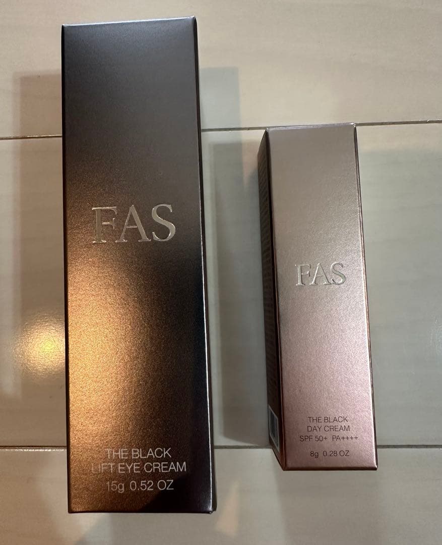 【新品未使用】FAS ザ ブラックリフトアイクリーム　デイクリーム付き