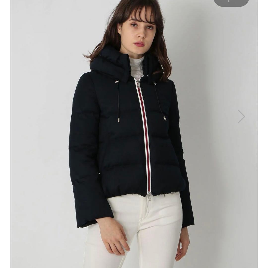 ラブレス ダウンジャケット ホワイトグース　S LOVELESS（ラブレス）の「ラブレスロゴ ダウン（ダウンジャケット