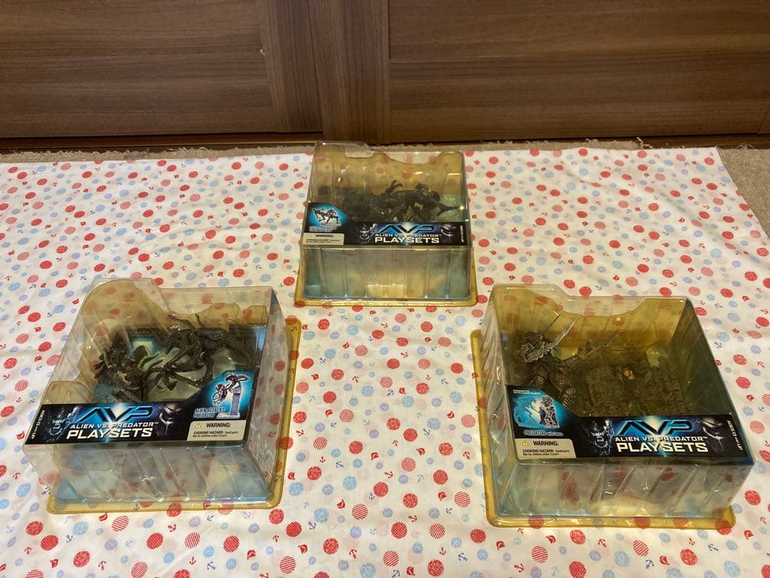 未開封・3点セットMcFarlane AVプレデター＆エイリアンジオラマ