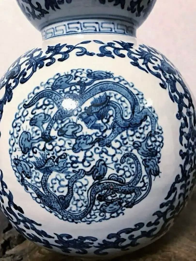 中国仏教美術 景徳鎮 大清乾隆年製 染付 多龍遊雲