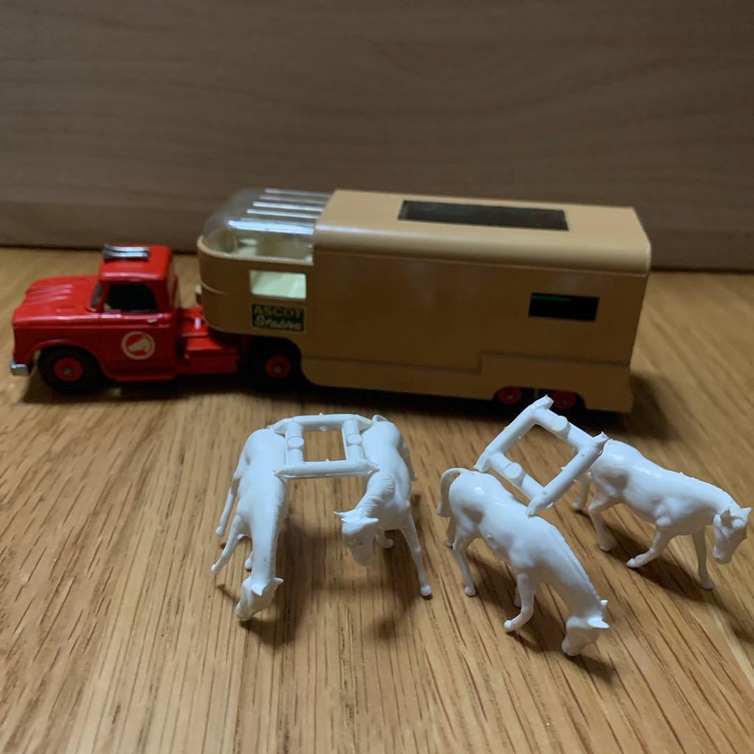MATCHBOX K-18 アーティキュレーテッドホースバン