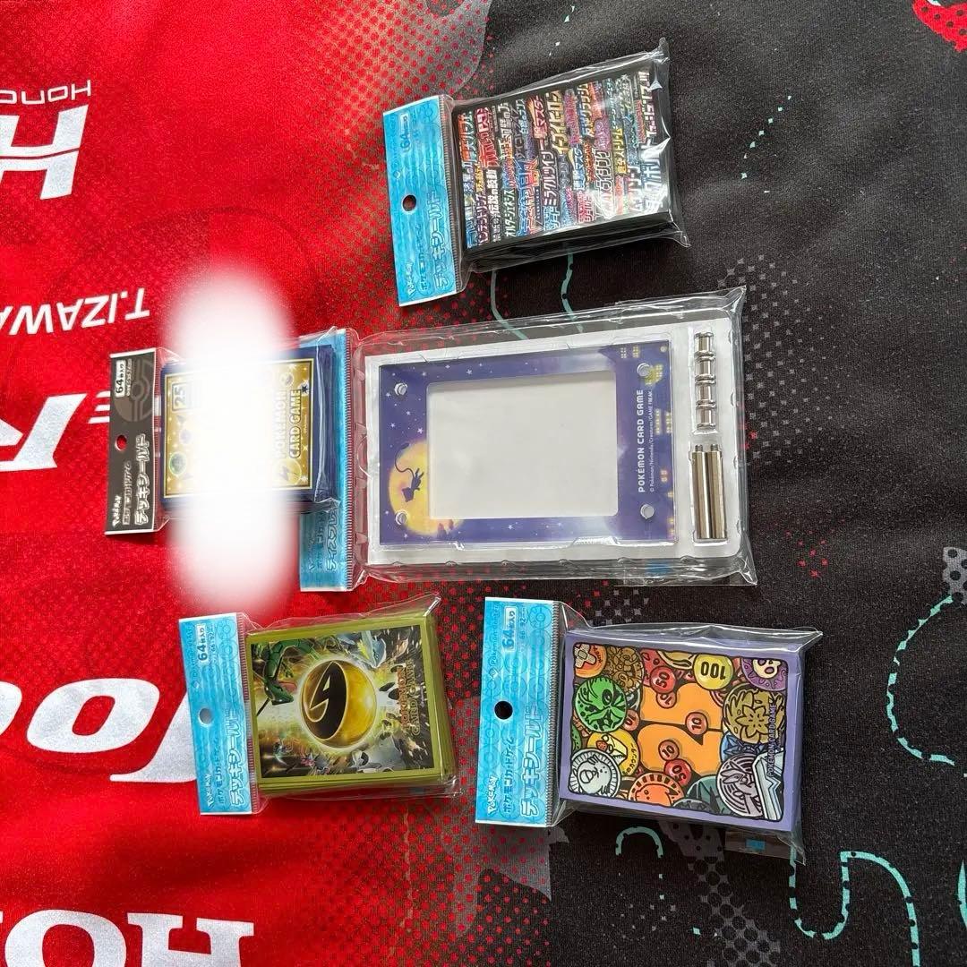 ポケモンカード　スリーブ　ディスプレイフレーム Amazon | ポケモンセンターオリジナル ポケモンカードゲーム
