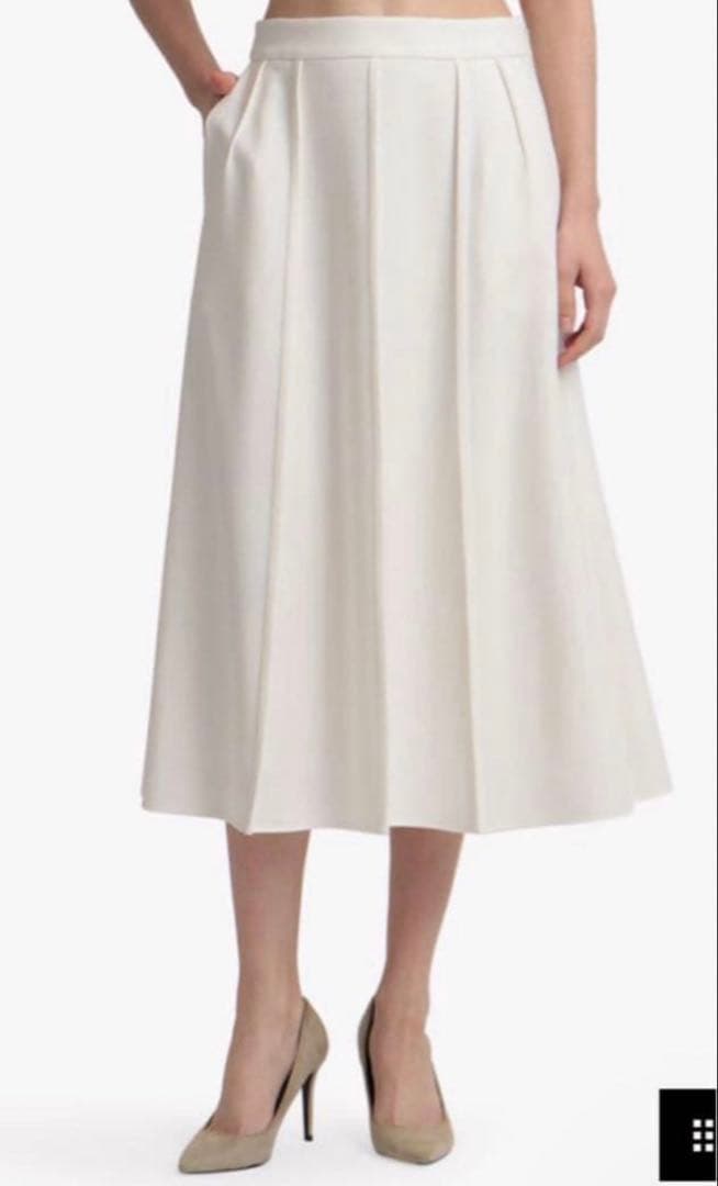 theory luxe ピンタック フレア スカート 2023 ホワイト L