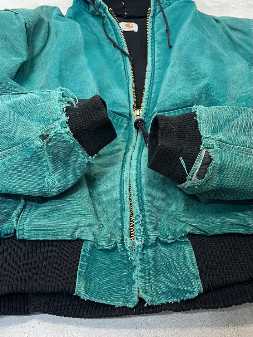 Z*L様 carhartt アクティブジャケット エメラルドグリーン - メルカリ