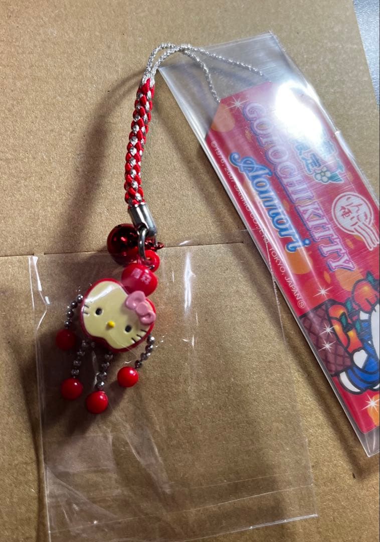 激レア！青森限定◎りんごブラブラキティ◎りんご便り◎根付けストラップ レア◎信州限定◎赤りんごキティ◎根付けストラップ - メルカリ