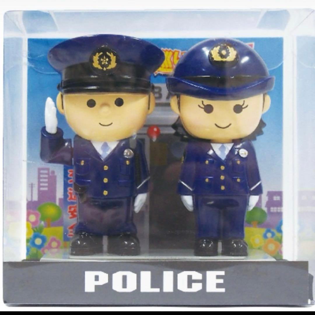 残りわずか！【レア】ソーラーお巡りさんミニ 警察官 - メルカリ