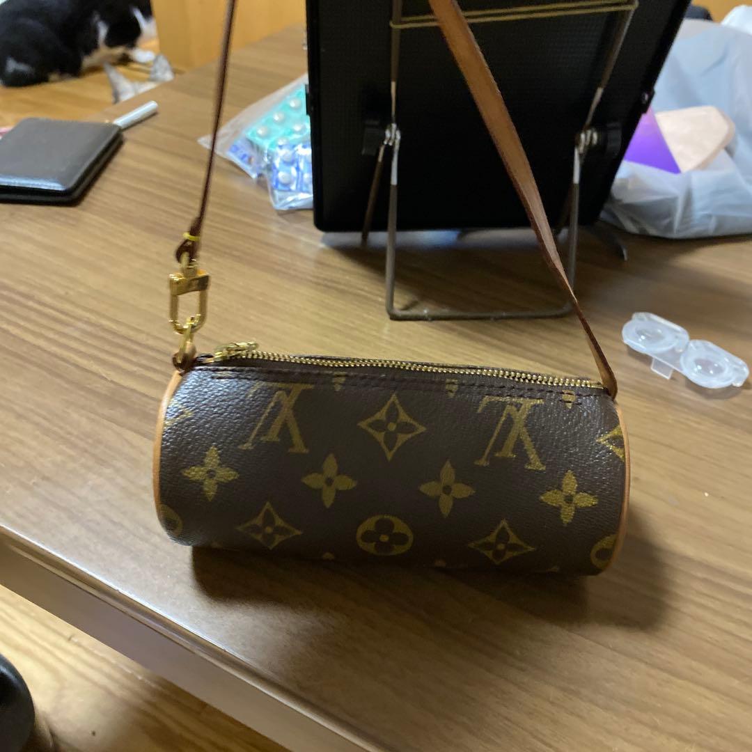 Louis Vuitton モノグラムポーチ　メガネケース