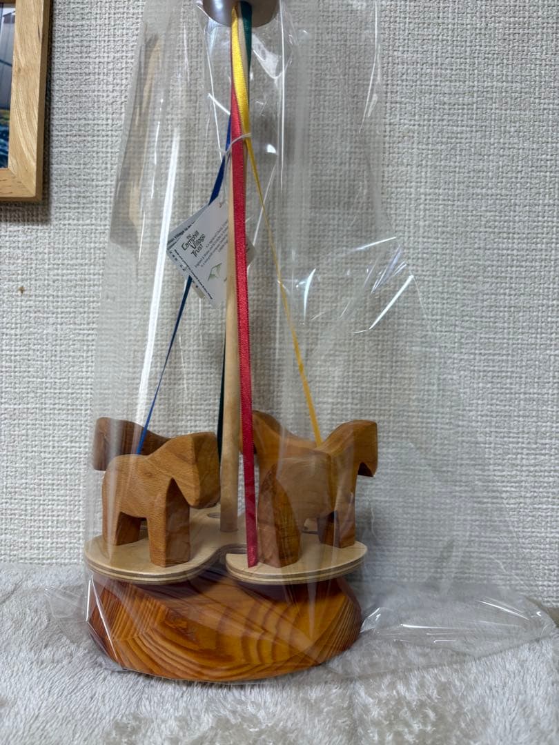 シュタイナー　キャンプヒル　木製メリーゴーランド　馬