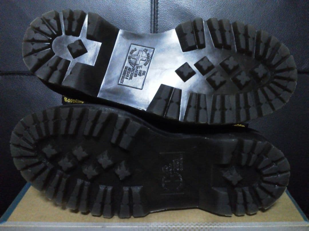 極美品】Dr.Martens JADON UK5 厚底 8ホール 純正レース - メルカリ