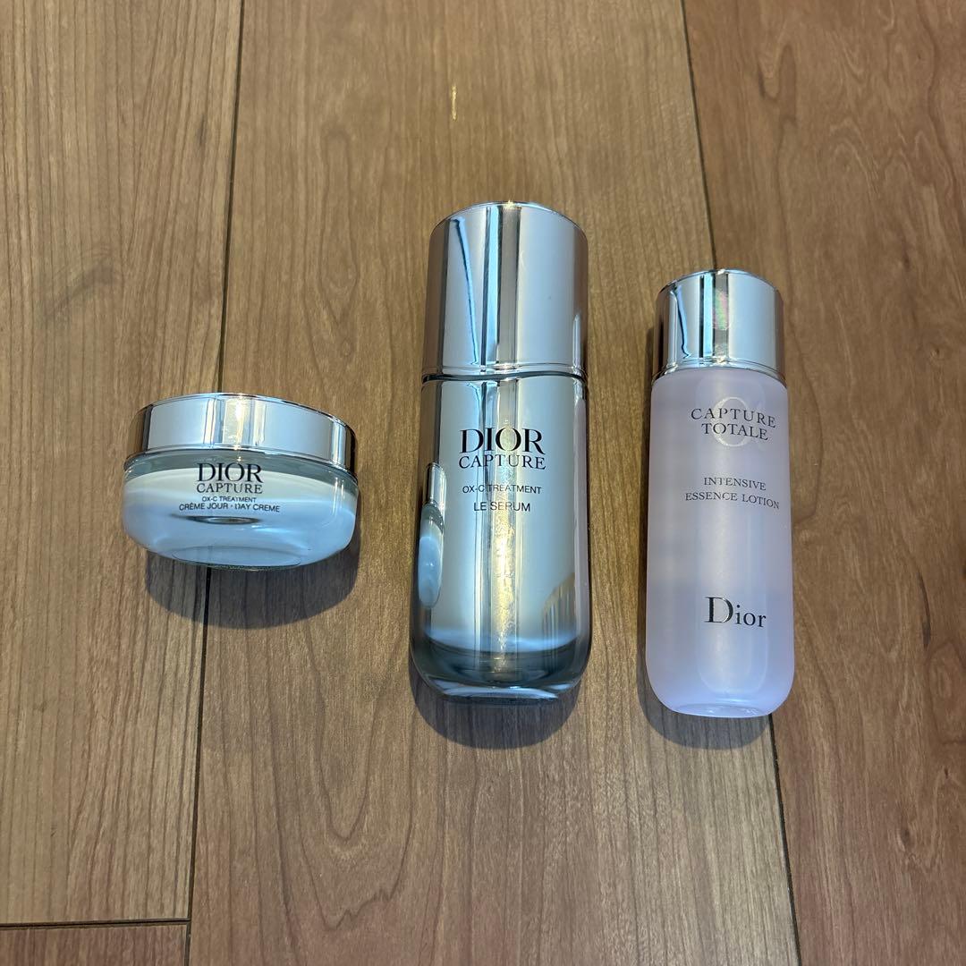 や*ん様 Dior Capture Totale 美容液、化粧水、クリーム3点セ DIOR Capture Totale C.E.L.L. Energy Firming & Wrinkle-Correcting