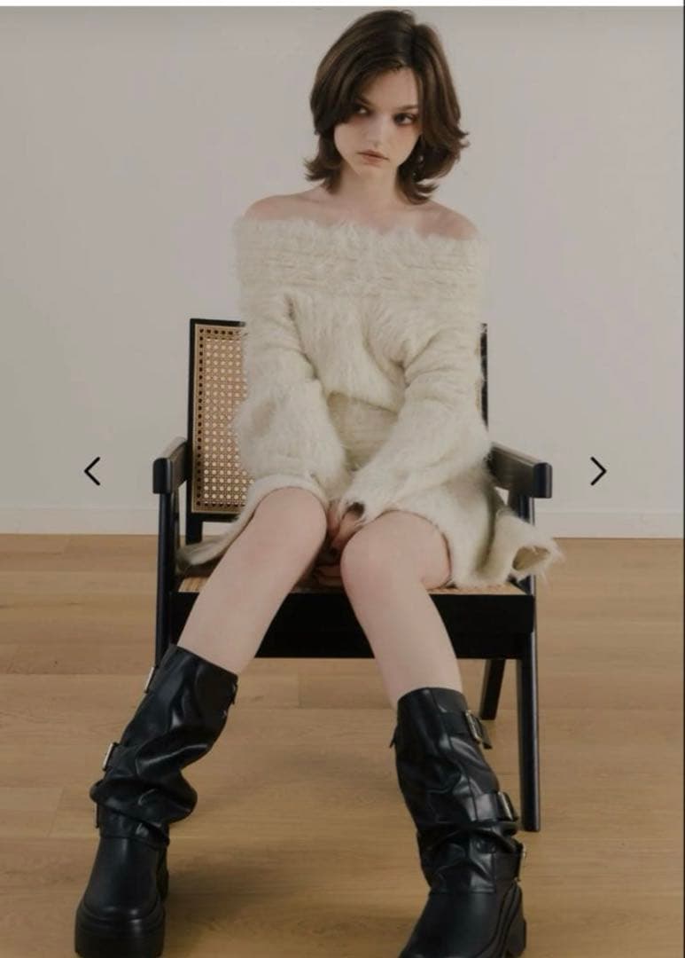 トップス THE TOE Friedrich Off-shoulderSweater