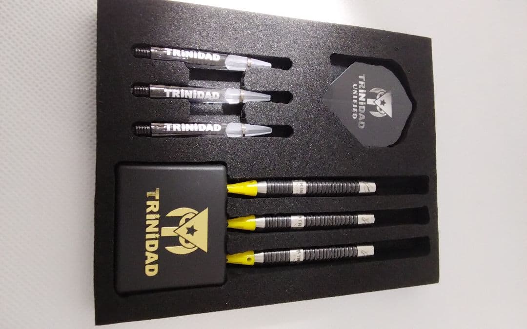 TRiNiDAD LAZY ZERO 松吉輝宗!超綺麗!新品同!ダーツセット - メルカリ